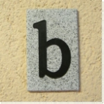 Granit Design einzel Buchstabe b als HN