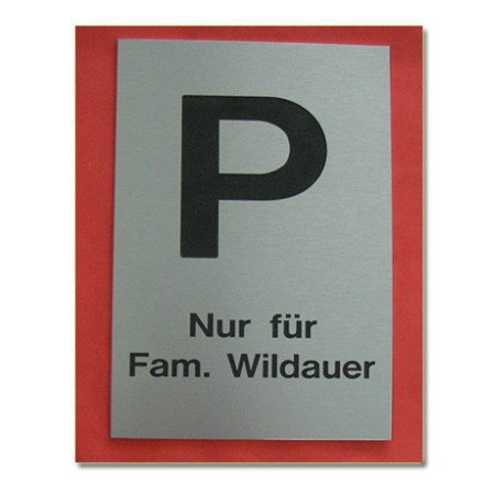 Hinweisschild Kunststoff silber mit Tiefgravur schwarz